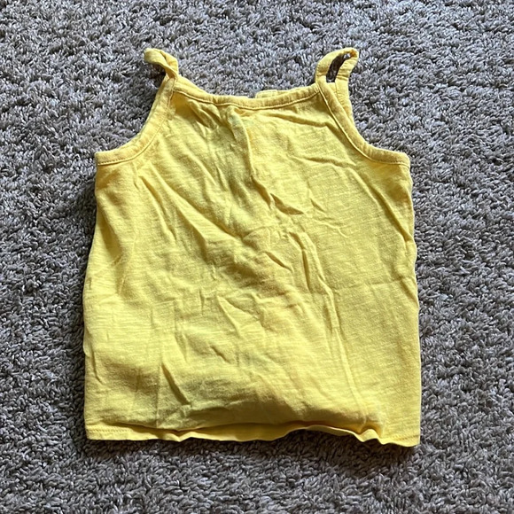 Button tie tank top - Picture 3 of 3